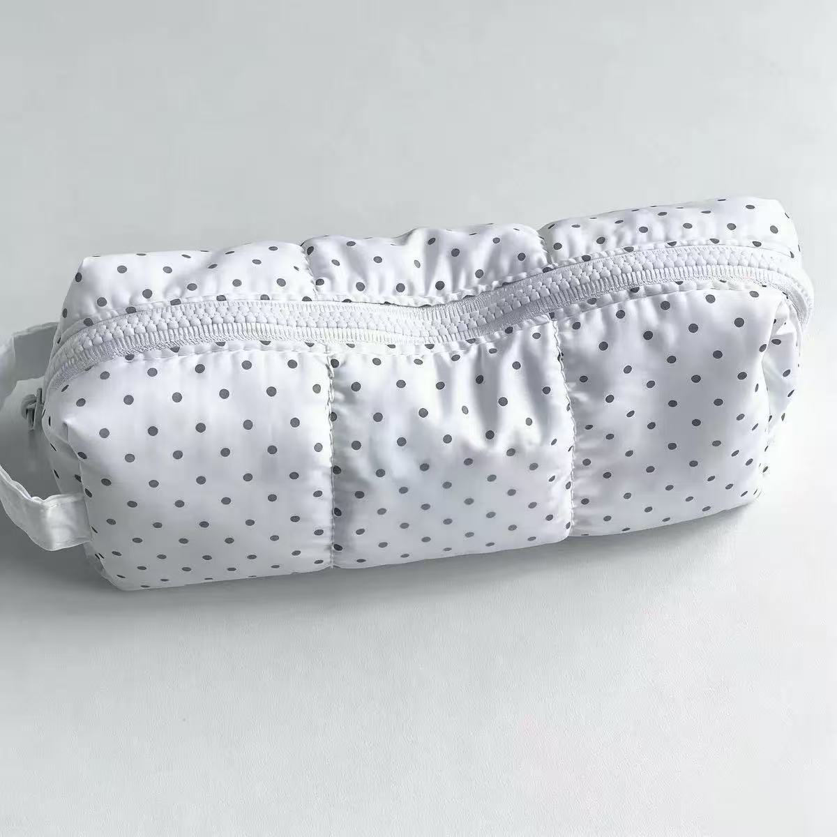 Aesthetic Large Pencil Case Pouch - 폴카 도트 핸드헬드 연필 가방 대용량