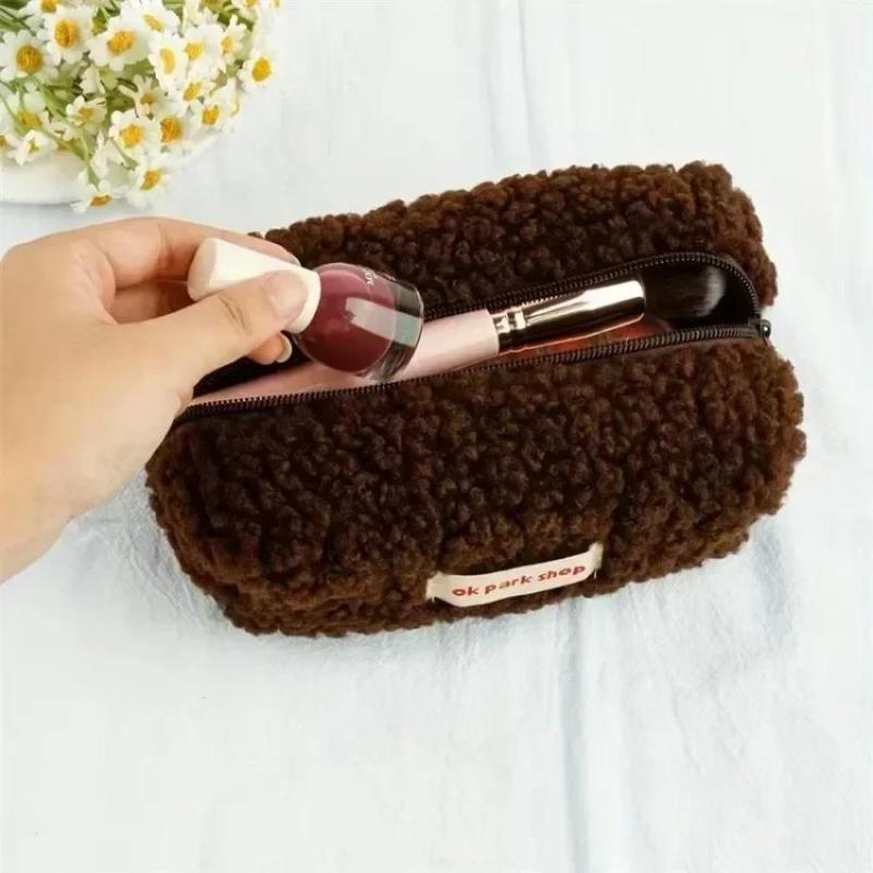 2026 양털 플러시 수납 가방 심플하고 미적 디자인의 - Aesthetic Large Pencil Case Pouch 리뷰 및 가격